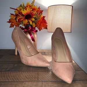 Forever 21 Suede Pumps